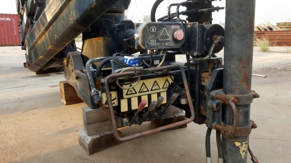 เฮี๊ยบ Hiab 100