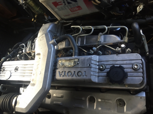 รถยกโตโยต้ารุ่น 7 น้ำหนักยก 4 ตัน เสาสูง 3 เมตรเข้าตู้ ชั่วโมงการใช้งาน 10300 ช.ม.