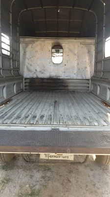 รถยี่ห้อ เกียร์ วางเครื่อง 2L สภาพสวยๆ รถยี่ห้อ เกียร์ วางเครื่อง 2L สภาพสวยๆ