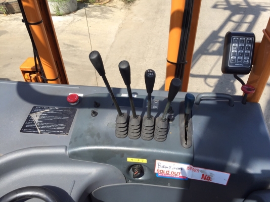 รถยกไฟฟ้า NICHIYU รุ่น 73 น้ำหนักยก 2.5 ตัน เสาสูง 7.50  เมตร  แบตเตอรี่สมบรณ์