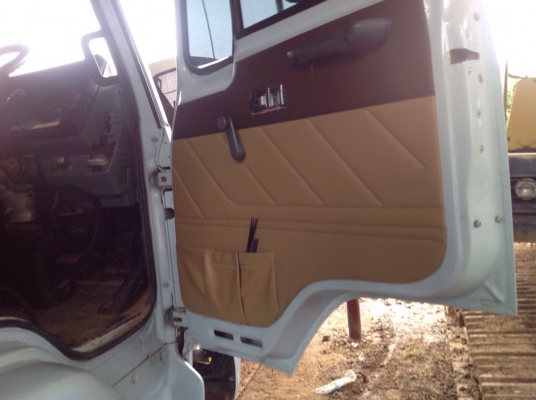 ขายรถอีซูสุสิบล้อดั้ม210 เกีรยฟูลเลอร์ ยางเต็มทุกเส้น ขายรถอีซูสุสิบล้อดั้ม210 เกีรยฟูลเลอร์ ยางเต็มทุกเส้น