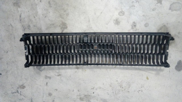 กระจังหน้า KE70 ไฟกลม สภาพสวย กระจังหน้า KE70 ไฟกลม สภาพสวย