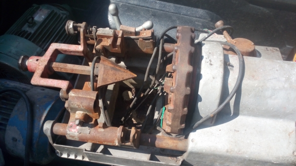 ขาย !! เครื่องต๊าปเกลียวREX ขนาด4" อุปกรณ์ไมครบ