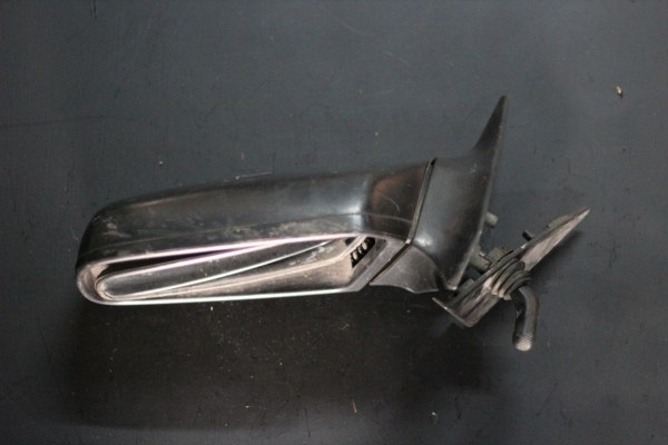 ขาย กระจกมองข้าง MAZDA 323 SEDAN มาสด้า ซีดาน 323 อะไหล่รถยนต์ มือสอง ขาย กระจกมองข้าง MAZDA 323 SEDAN มาสด้า ซีดาน 323 อะไหล่รถยนต์ มือสอง