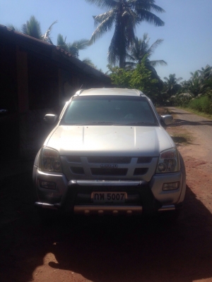 กรุณากรอกรายละเอียด...mu7 รถปี05 ยางใหม่เพิ่งเปลี่ยนมา สภาพพร้อมใช้ ไม่ค่อยได้ใช้ สภาพใหม่ รถอยู่สมุทรสงครามคับ โทร0984699609  Line :  Niintouch