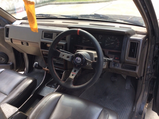 ขายรถกระบะBig-mแวน mix-1 ปี91 เครื่องฝาแดง BD25 เกียร์ธรรมดา ภายในเดิมๆสวยสะอาดแอร์หน้า-แอร์หลังเย็นฉ่ำ ตัวถังเดิมๆสีบางๆเดิมๆทั้งคันห้องเครื่องเดิมคานหน้าเดิมๆเลขชัดเจน คัสซีดีไม่ผุไม่กร่อน แม็ก15" เครื่องแน่นช่วงล่างดี รถขับดีครับ ขายพร้อมเลขทะเบีย