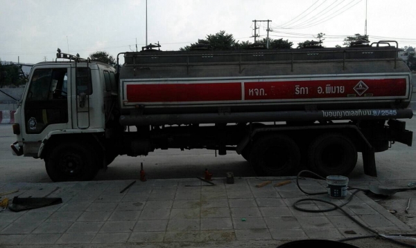 ขายรถน้ำมันครับ isuzu FVM 175. แท็งค์ 16000 ลิตร ขายรถน้ำมันครับ isuzu FVM 175. แท็งค์ 16000 ลิตร