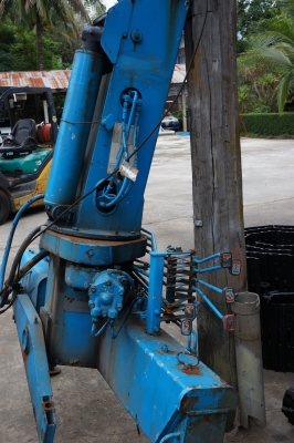 ขายเครนติดรถ ขนาด 2.5 ตัน TADANO