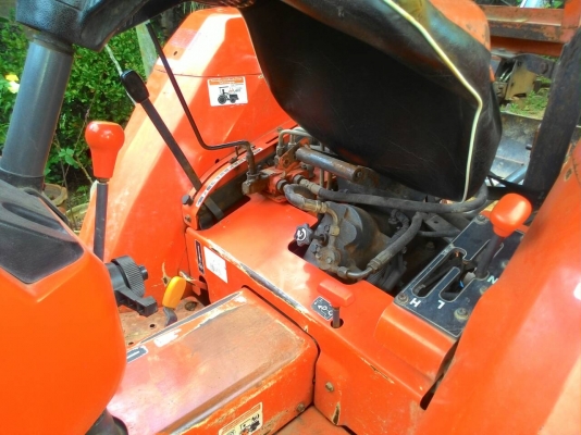 ขายรถไถ KUBOTA L3408 พร้อมดันหน้า ผานหลัง ราคา 190,000  ร้าน DC Tractor Rayong 0818618678,0899347475  อ.แกลง จ.ระยอง มีรถขนส่งบริการทั่วไทย  https://www.facebook.com/Tractors-Rayong-307154532717928/photos_stream?tab=photos_albums