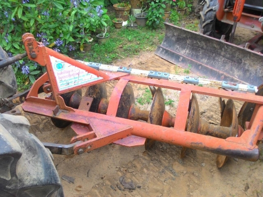 ขายรถไถ KUBOTA L3408 พร้อมดันหน้า ผานหลัง ราคา 190,000  ร้าน DC Tractor Rayong 0818618678,0899347475  อ.แกลง จ.ระยอง มีรถขนส่งบริการทั่วไทย  https://www.facebook.com/Tractors-Rayong-307154532717928/photos_stream?tab=photos_albums