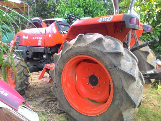ขายรถไถ KUBOTA L3408 พร้อมผานหลัง ราคา 165,000  ร้าน DC Tractor Rayong 0818618678,0899347475  อ.แกลง จ.ระยอง มีรถขนส่งบริการทั่วไทย  https://www.facebook.com/Tractors-Rayong-307154532717928/photos_stream?tab=photos_albums