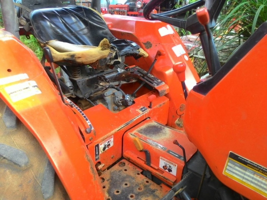 ขายรถไถ KUBOTA L3408 พร้อมผานหลัง ราคา 165,000  ร้าน DC Tractor Rayong 0818618678,0899347475  อ.แกลง จ.ระยอง มีรถขนส่งบริการทั่วไทย  https://www.facebook.com/Tractors-Rayong-307154532717928/photos_stream?tab=photos_albums