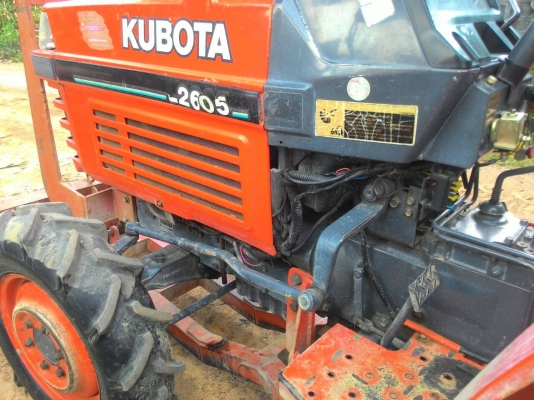 ขายรถไถ KUBOTA L2605 พร้อมดันหน้า ผานหลัง ราคา 150,000  ร้าน DC Tractor Rayong 0818618678,0899347475  อ.แกลง จ.ระยอง มีรถขนส่งบริการทั่วไทย  https://www.facebook.com/Tractors-Rayong-307154532717928/photos_stream?tab=photos_albums