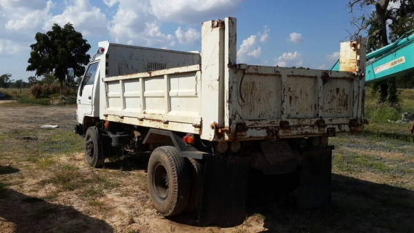 ขายรถ หกล้อดั้ม TOYOTA DYNA400 ดั้มสภาพพร้อมใช้งาน ดั้มยิงหลังเฟืองท้ายเอฟ เครื่องเกียร์ดีเอกสารพร้อมโอน