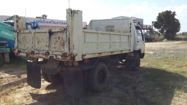 ขายรถ หกล้อดั้ม TOYOTA DYNA400 ดั้มสภาพพร้อมใช้งาน ดั้มยิงหลังเฟืองท้ายเอฟ เครื่องเกียร์ดีเอกสารพร้อมโอน