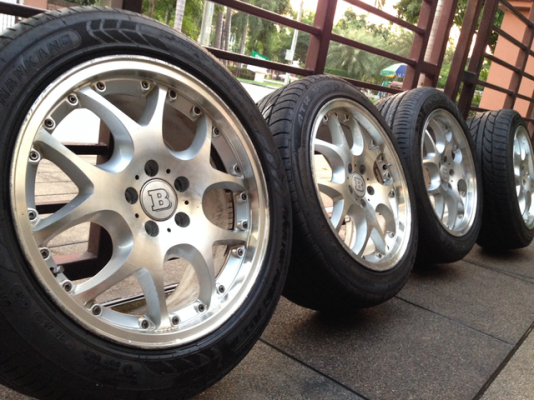 ล้อ BRABUS Block 5 ขอบ18 พร้อมยางสิ้นปี13 ดอกเต็มๆ ใช้กันยาว ราคาไม่แพง