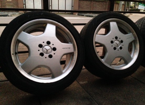 ล้อแท้ AMG Style 1 ขอบ18 สีเดิม ขอบหนา ไม่มีซ่อม พร้อมยางดอกเต็มๆ ใช้ได้อีกนาน ราคาไม่แพง
