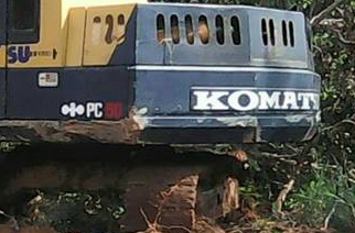 แบคโฮ KOMATSU PC 60-5 สภาพดี สวย เอกสารสัญญาซื้อขาย **ขาย KOMATSU PC-60 รุ่น5 แบคโฮ 60 ยอดนิยม สภาพสวย พร้อมใช้งาน HYD.EXCAVATOR KOMATSU PC60-5 ไฟฟ้าตัด อุปกรณ์ กล่อง+จอ มีครบ เครื่องเดิม ปั้มเดิม แน่น แรงดี ครับ ทำงานดี เร็ว บูมอาร์