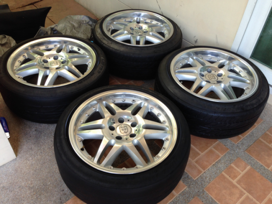 ล้อ BRABUS Block 6 ขอบ18 5รู112 หน้า 8.5 หลัง 9.5 สภาพดี ไม่มีซ่อม ราคาไม่แพง