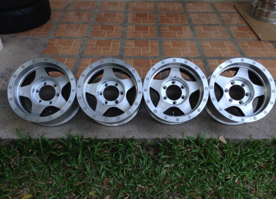 ล้อแท้ Japan แนว Off road ขอบ15 6รู139 ไม่มีซ่อม สีเดิม ขอบหนาๆ หายากสุดๆ