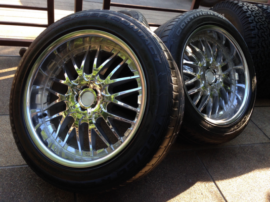 ล้อ Lenso แท้ ขอบ20 6รู139 พร้อมยาง Continental 265 50 20 ปลายปี11 พร้อมใช้งาน ราคาไม่แพง