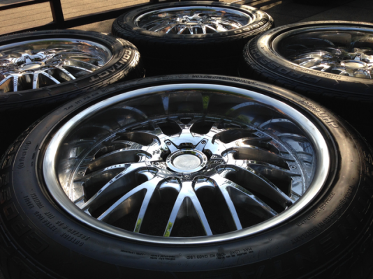 ล้อ Lenso แท้ ขอบ20 6รู139 พร้อมยาง Continental 265 50 20 ปลายปี11 พร้อมใช้งาน ราคาไม่แพง