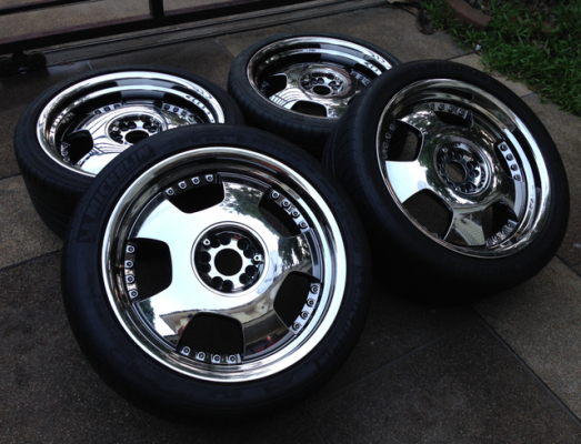 ล้อ VIP Step rim ขอบ20 สภาพสวย สีเดิม ไม่เคยซ่อม 5รู114 และ 5รู100 จากโรงงาน หน้า 8.5 นิ้ว off +42 หลัง 9.5 นิ้ว off+40 พร้อมยาง ราคาไม่แพง