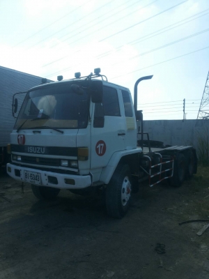 ขายหัวลาก ISUZU 210 แรงม้า สภาพพร้อมใช้งาน เครื่องเกียร์ดี เอกสาร่มทะเบียนพร้อมโอน