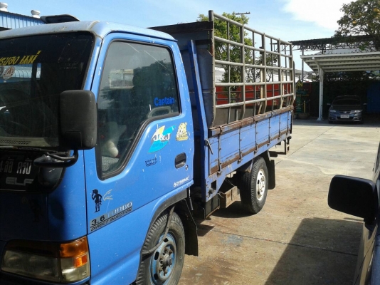 รถบรรทุก ISUZU รถบรรทุก ISUZU