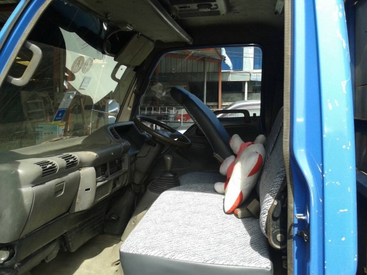 รถบรรทุก ISUZU รถบรรทุก ISUZU