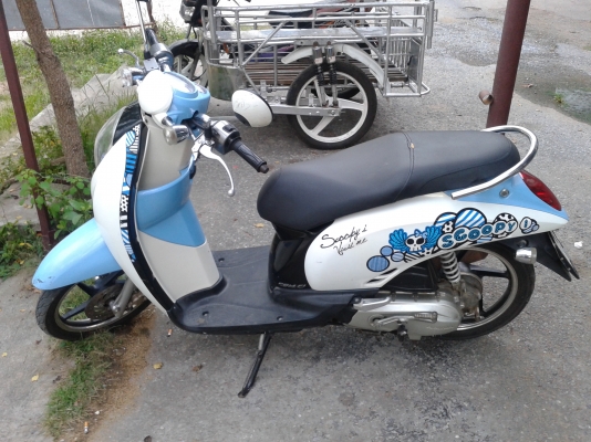 สกู๊ปปี้ ล้อแม็ก