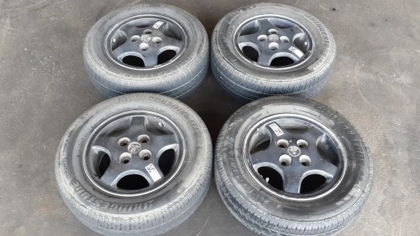 ล้อแม็กพร้อมยาง Bridgestone ปี13 ขอบ 13 4รู100 ครบชุด