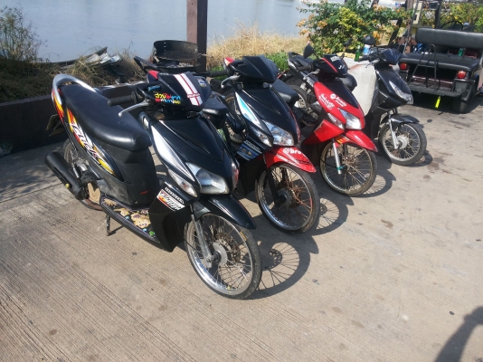 ขายคันละ 8500 เอกสารพร้อมชุดโอน เครื่องดี งดต่อ รถอยู่บางใหญ่ นนทบุรี สนใจโทร 084-3545593