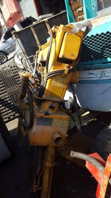 เครน UNIC 100V Turbo 1 ตัน