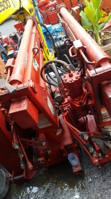 เครน UNIC 100V Turbo 1 ตัน