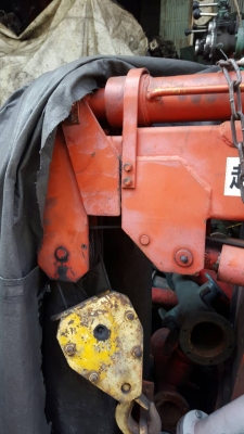 เครน UNIC 100V Turbo 1 ตัน