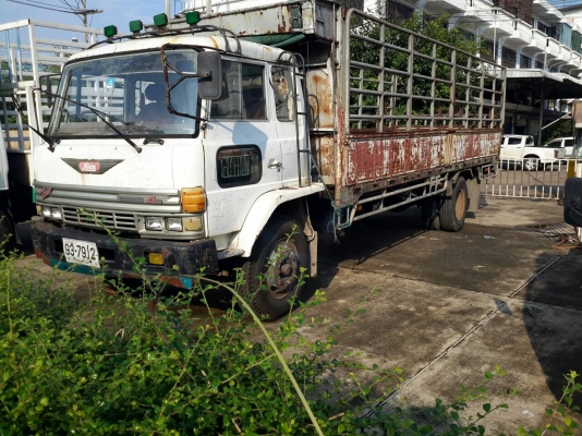 ขาย รถบรรทุก 6 ล้อ HINO  FF177 ยาว.7.5.ม สวยๆ พร้อมใช้งาน