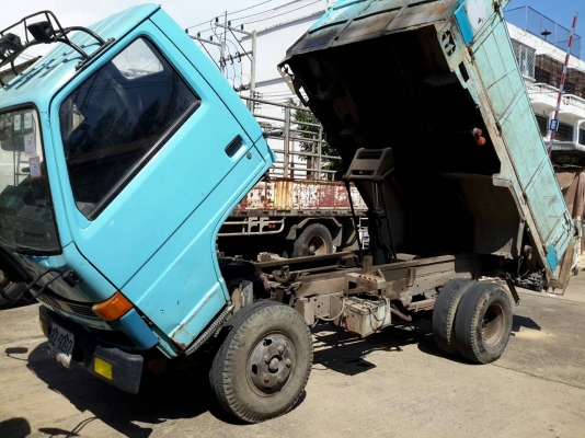 ขายรถดั้ม ISUZU  110 แรง