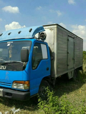 ขาย รถบรรทุก 6 ล้อ ISUZU