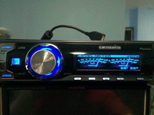 Pioneer DEH-P620 รุ่นใหญ่ USB Ipod MP3-RW CD-RW AUX ปรีเอ้า2ชุด หน้าจดสไลด์ไฟฟ้า กราฟฟิก EQ7แบน คุมกล่องCD มือ2 ญี่ปุ่น