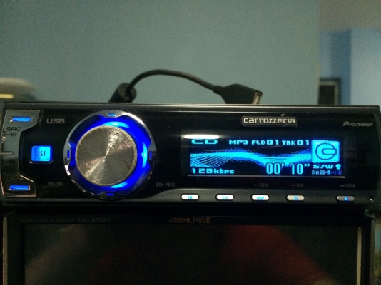 Pioneer DEH-P620 รุ่นใหญ่ USB Ipod MP3-RW CD-RW AUX ปรีเอ้า2ชุด หน้าจดสไลด์ไฟฟ้า กราฟฟิก EQ7แบน คุมกล่องCD มือ2 ญี่ปุ่น