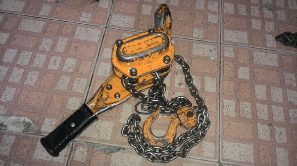 ขายด่วนรอกมือโยก(รอกกำมะลอ) KITO 0.8 TON Made in japan.