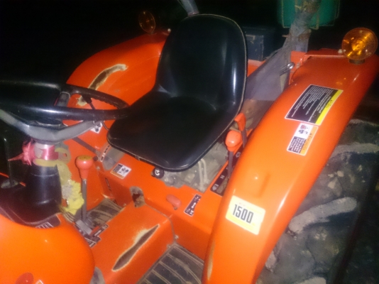 คูโบต้า 3608  พร้อมอุปกรณ์ 3 ชิ้น โรตารี่สวยๆ ดันหน้าสวยๆ ผานพรวน6 สวยๆ. รถใช้งาน 1600 ชม. เครื่องแน่นเกียร์ดี เฟืองดี ไม่มีเยิ้ม