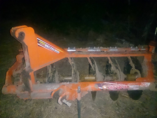 คูโบต้า 3608  พร้อมอุปกรณ์ 3 ชิ้น โรตารี่สวยๆ ดันหน้าสวยๆ ผานพรวน6 สวยๆ. รถใช้งาน 1600 ชม. เครื่องแน่นเกียร์ดี เฟืองดี ไม่มีเยิ้ม