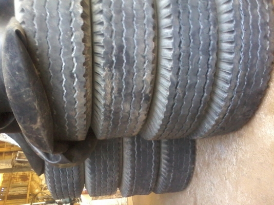 ขายยางสวย8ชุด18500 บริสโตนทั้งชุดยังพร้อมใช้