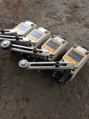 ขาย...LIMIT SWITCH OMRON