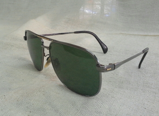 ต้นตำรับแว่นตาไททาเนียมบริสุทธิ์ MARUMAN made in Japan