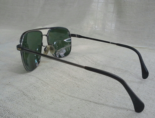 ต้นตำรับแว่นตาไททาเนียมบริสุทธิ์ MARUMAN made in Japan