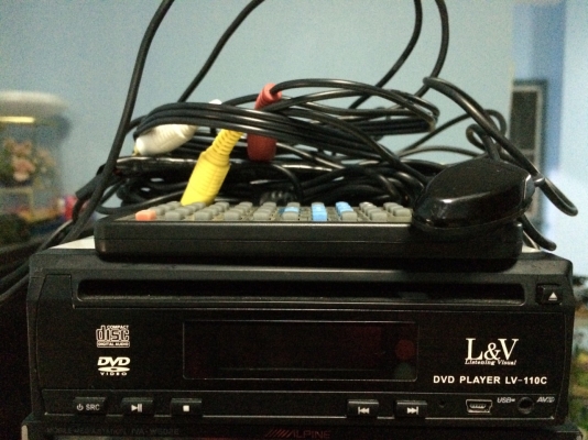 เครื่องเล่นL&amp;V LV-110C รองรับไฟ12V 24V USB DVD VCD MP3 CD ชุดรีโมท พร้อมรีโมท ไฟต่อที่จุดบุหรี่ได้เลย มือ2 ญี่ปุ่น