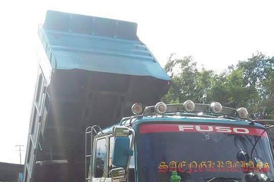 6ล้อดั้มดิน HINO RANGER FD-185HP ดั้ม2ปี ยาง8.25/16 เล่มทะเบียนครบ ** ขาย HINO FD HO7C-185แรง 6ล้อดั้มดิน5คิว ประกอบ ดั้มต่อใหม่ ใช้งานได้2ปี สภาพสวย จบๆ พร้อมใช้งาน HINO FD176B HO7C-185HP (RANGER) ปี39 รถประกอบ เครื่องเดิม เกียร์ เด